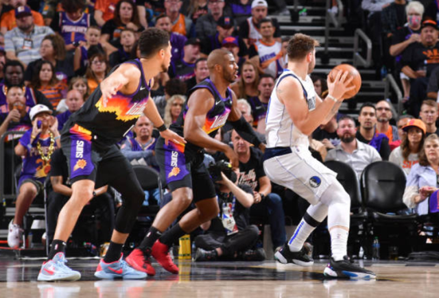 法兰克福赛后刷新队史纪录菲尼克斯太阳清晨伤情更新,网友:今夜达拉斯独行侠调整名单以备NBA常规赛的简单介绍 法兰克福赛后刷新队史纪录菲尼克斯太阳清晨伤情更新,网友:今夜达拉斯独行侠调整名单以备NBA常规赛的简单介绍