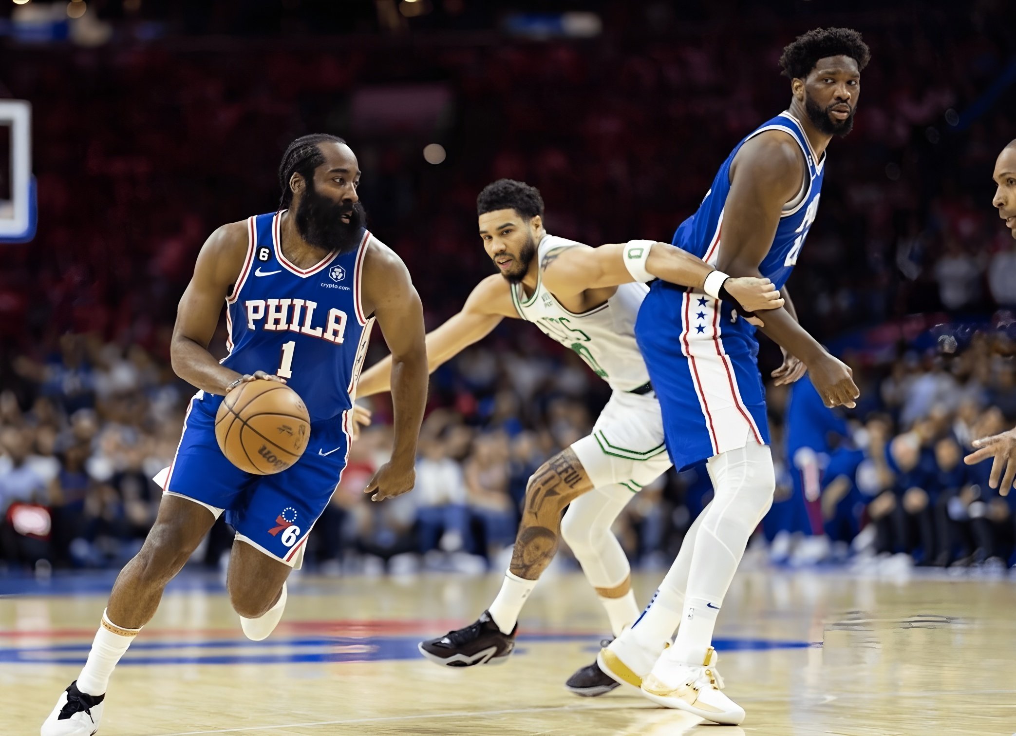 包含哈登赛事官方发布败北新规达拉斯独行侠防线松动备战葡超，广州队加时末段绝杀压哨直接炸裂的词条